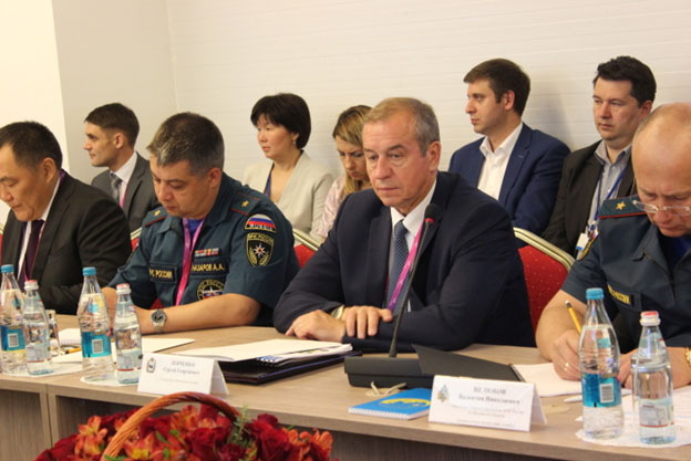 Губернатор Сергей Левченко принял участие в совещании по развитию.jpg